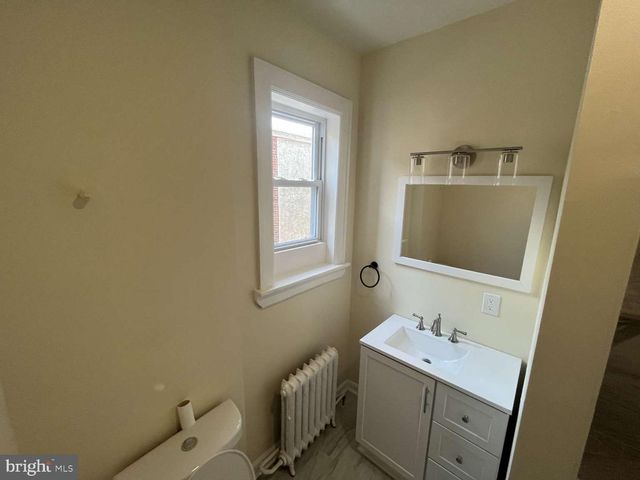 437 W ROOSEVELT BLVD, Philadelphia, PA 19120