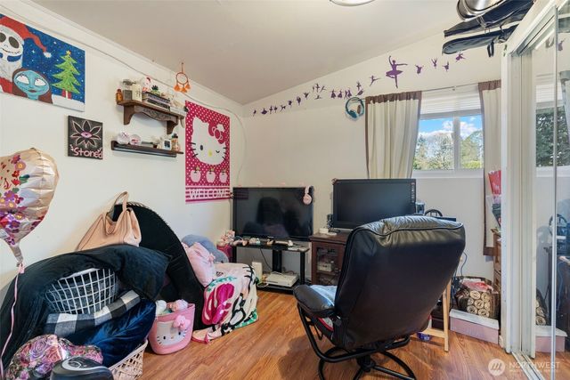 8102 Oakridge Drive SW, Lakewood, WA 98498