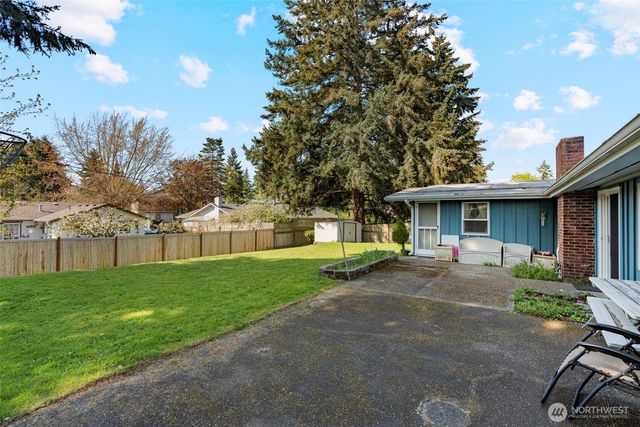 8102 Oakridge Drive SW, Lakewood, WA 98498