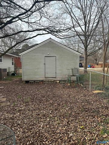 405 Burch Street, Hartselle, AL 35640