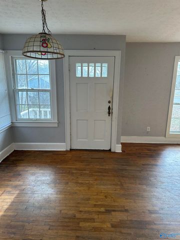 405 Burch Street, Hartselle, AL 35640