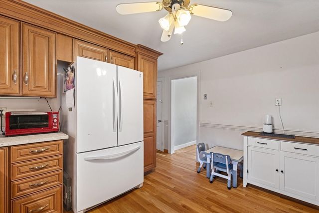 12 Middlesex Ave, Worcester, MA 01604