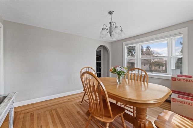 12 Middlesex Ave, Worcester, MA 01604