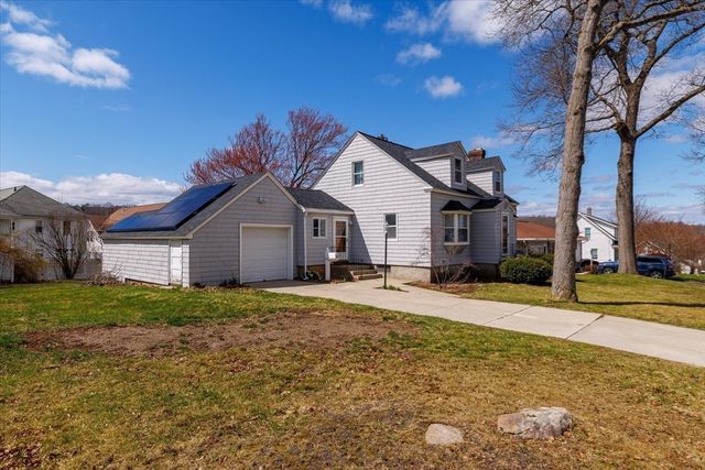 12 Middlesex Ave, Worcester, MA 01604