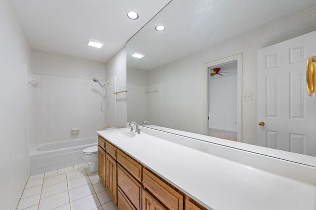 5956 River Bend Drive, Benbrook, TX 76132