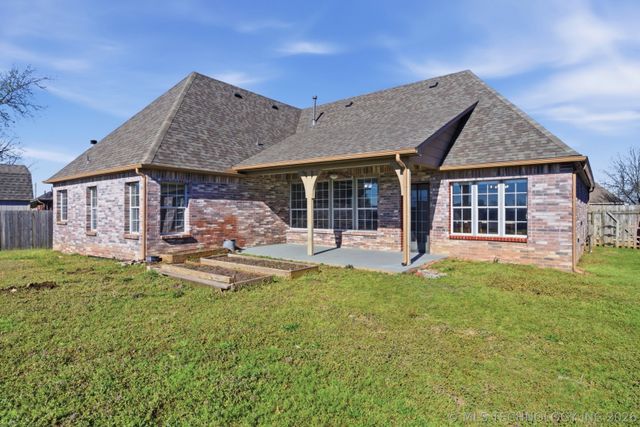 12016 S Date Avenue, Jenks, OK 74037