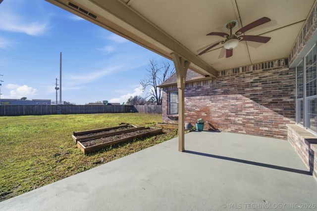 12016 S Date Avenue, Jenks, OK 74037