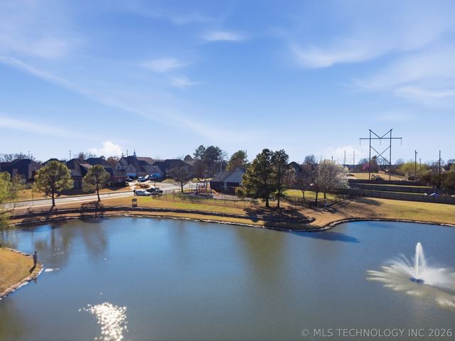 12016 S Date Avenue, Jenks, OK 74037