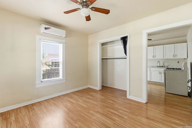 137 BRENNER ST, San Antonio, TX 78237
