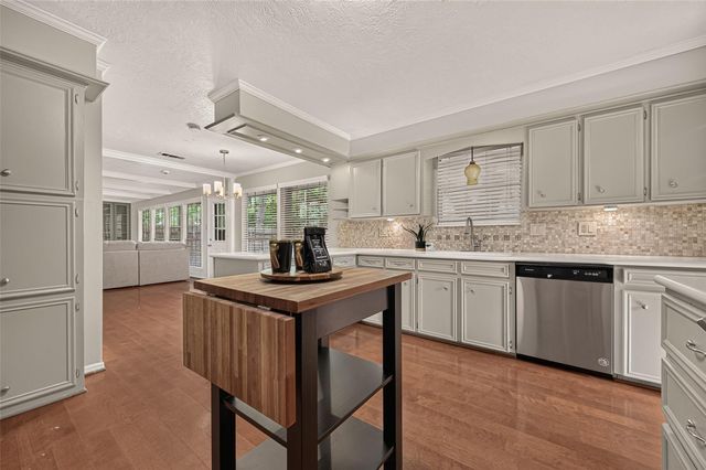 8007 Vickridge Lane, Spring, TX 77379