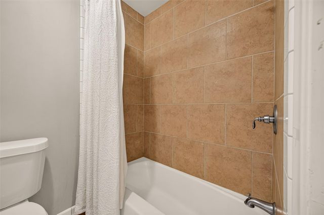 8007 Vickridge Lane, Spring, TX 77379
