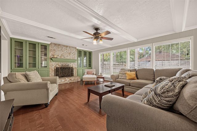 8007 Vickridge Lane, Spring, TX 77379