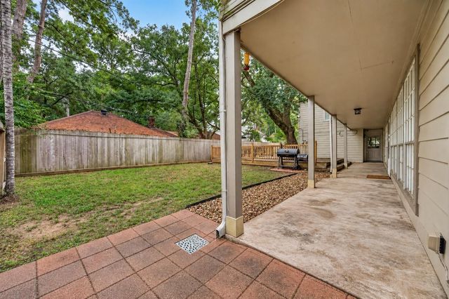 8007 Vickridge Lane, Spring, TX 77379