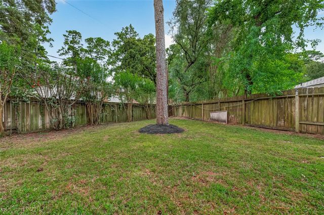 8007 Vickridge Lane, Spring, TX 77379