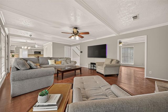 8007 Vickridge Lane, Spring, TX 77379
