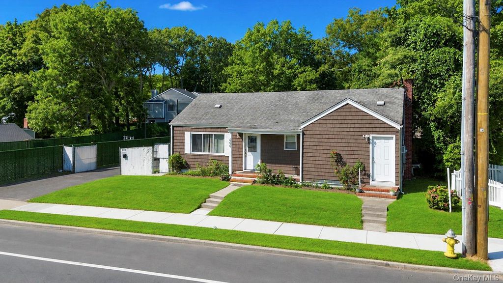 666 Rosevale Avenue, Lake Ronkonkoma, NY 11779 — photo 2