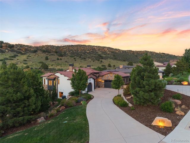 8310 Raphael Ln, Littleton, CO 80126