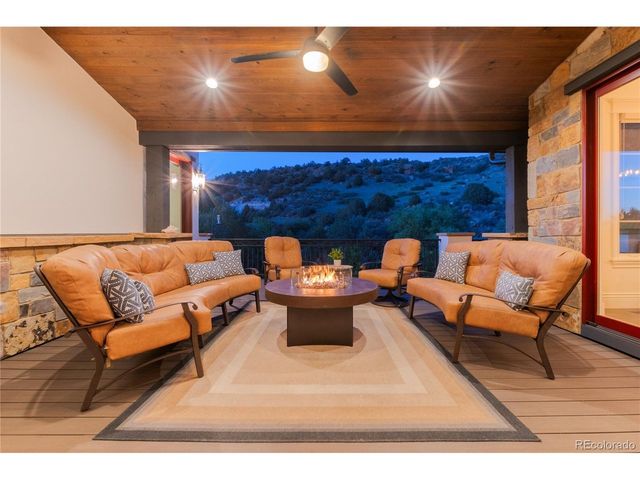 8310 Raphael Ln, Littleton, CO 80126
