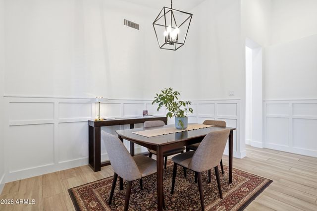 9834 E DREYFUS Avenue, Scottsdale, AZ 85260