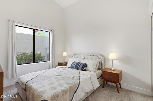 9834 E DREYFUS Avenue, Scottsdale, AZ 85260
