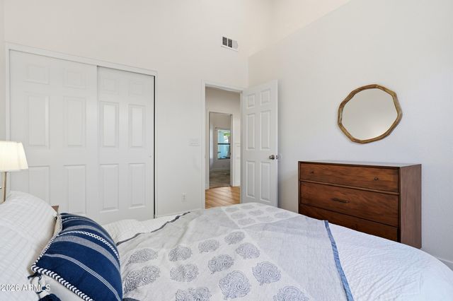 9834 E DREYFUS Avenue, Scottsdale, AZ 85260