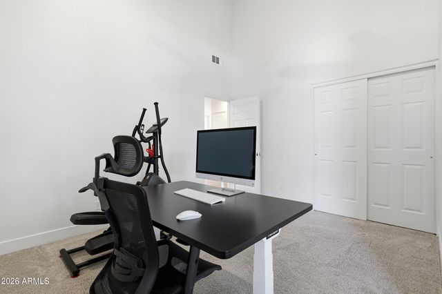9834 E DREYFUS Avenue, Scottsdale, AZ 85260