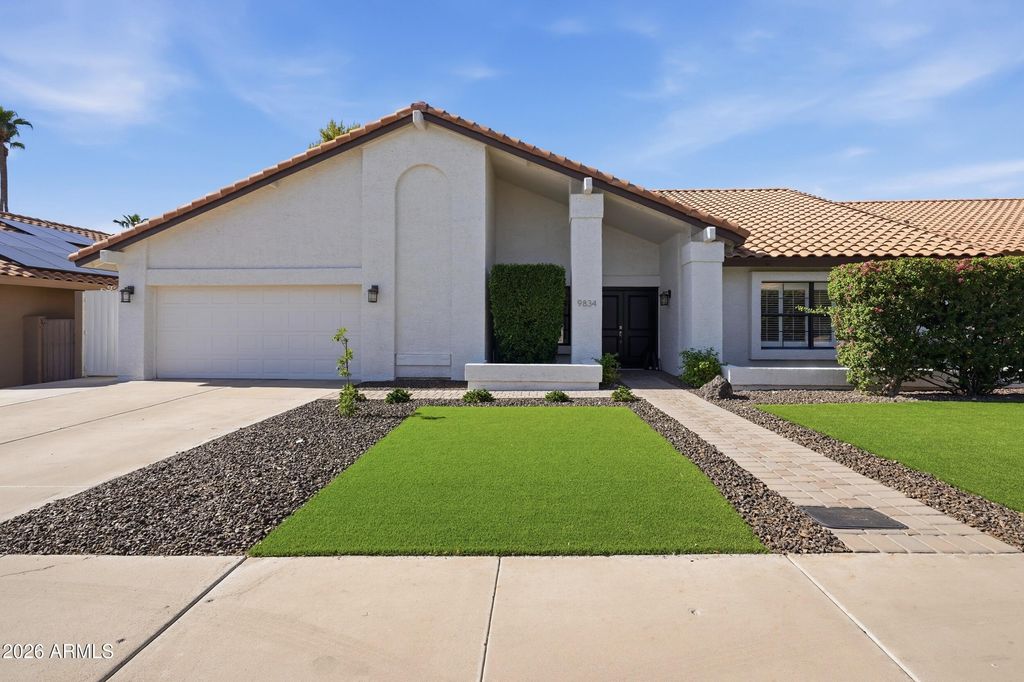 9834 E DREYFUS Avenue, Scottsdale, AZ 85260