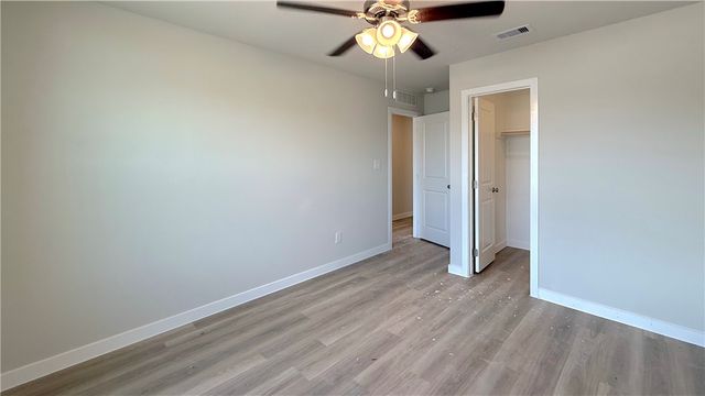 1446 Irigoyen St, Corpus Christi, TX 78415