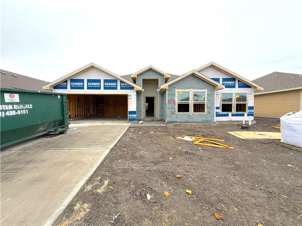 1446 Irigoyen St, Corpus Christi, TX 78415