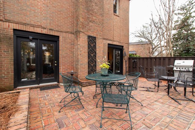 674 Timber Ln, Nashville, TN 37215