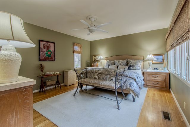 674 Timber Ln, Nashville, TN 37215