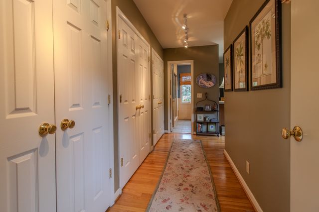 674 Timber Ln, Nashville, TN 37215