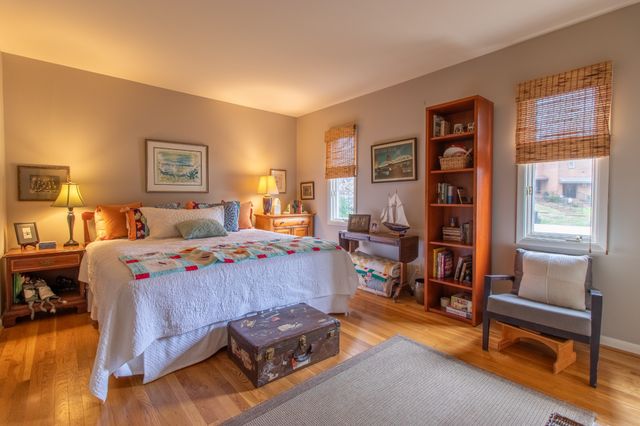 674 Timber Ln, Nashville, TN 37215