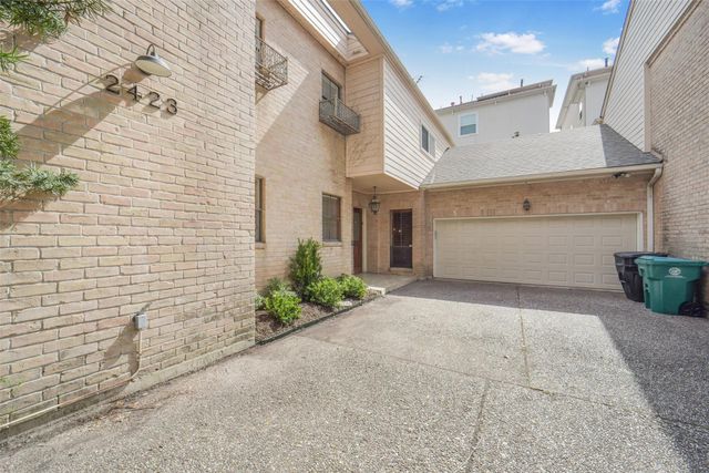 2423 Nantucket Drive, Houston, TX 77057