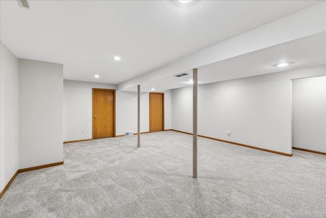 1331 Swordleaf Lane, Sun Prairie, WI 53590