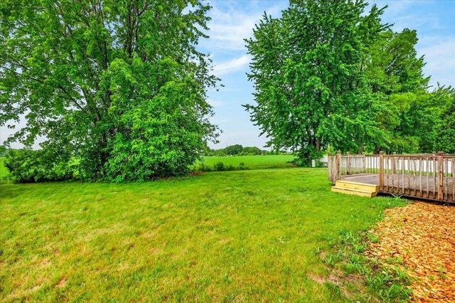 1331 Swordleaf Lane, Sun Prairie, WI 53590
