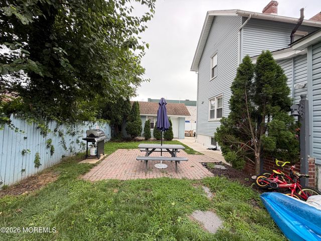 368 Carr Avenue 2, Keansburg, NJ 07734