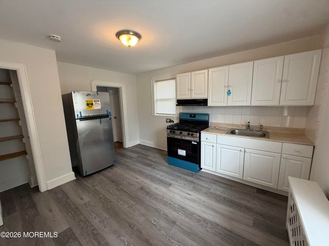 368 Carr Avenue 2, Keansburg, NJ 07734