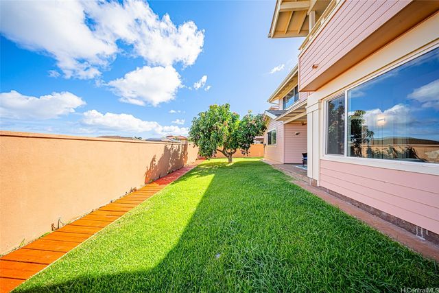 92-1419 Kuamu Street, Kapolei, HI 96707