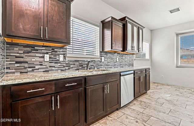 1089 Indigo Sky Street, Horizon City, TX 79928