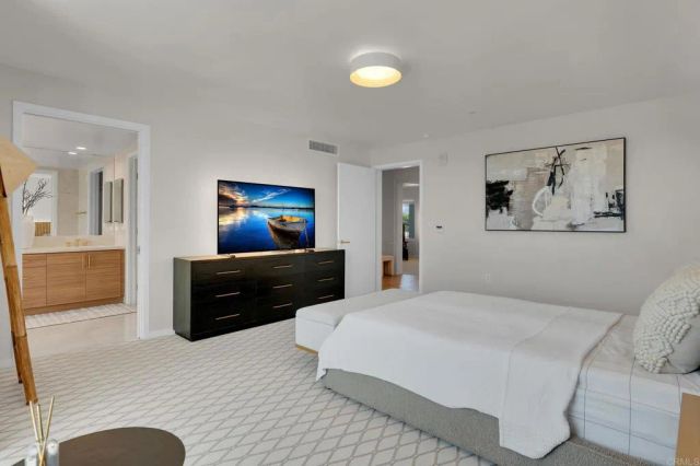 3097 Madison Street 301, Carlsbad, CA 92008