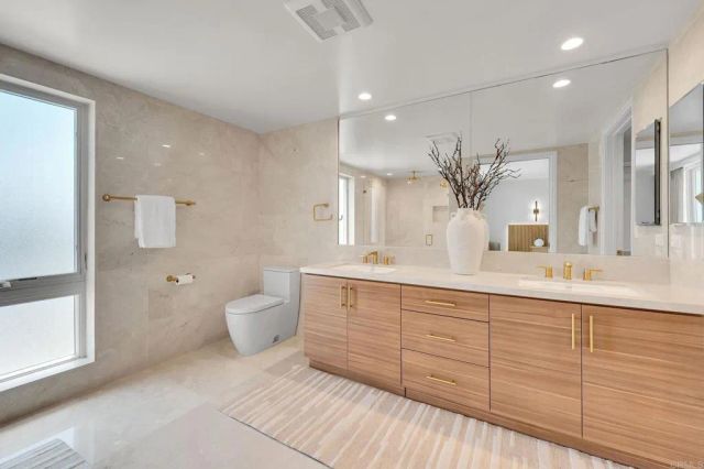 3097 Madison Street 301, Carlsbad, CA 92008