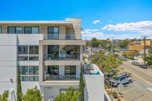 3097 Madison Street 301, Carlsbad, CA 92008