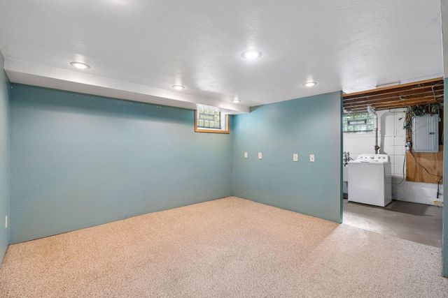 5212 47th Avenue S, Minneapolis, MN 55417