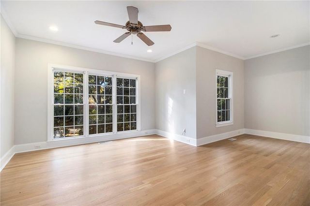 960 Landmark Drive, Atlanta, GA 30342