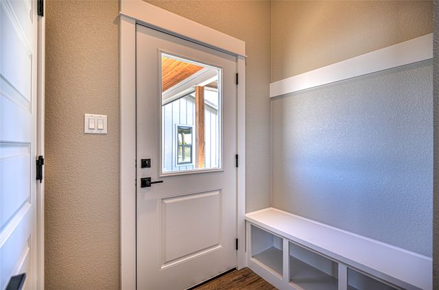 8186 S Lone Star Parkway, Moody, TX 76557