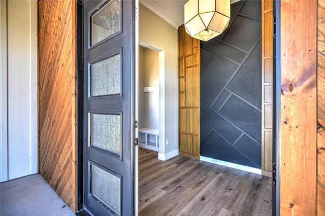 8186 S Lone Star Parkway, Moody, TX 76557