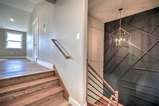 8186 S Lone Star Parkway, Moody, TX 76557