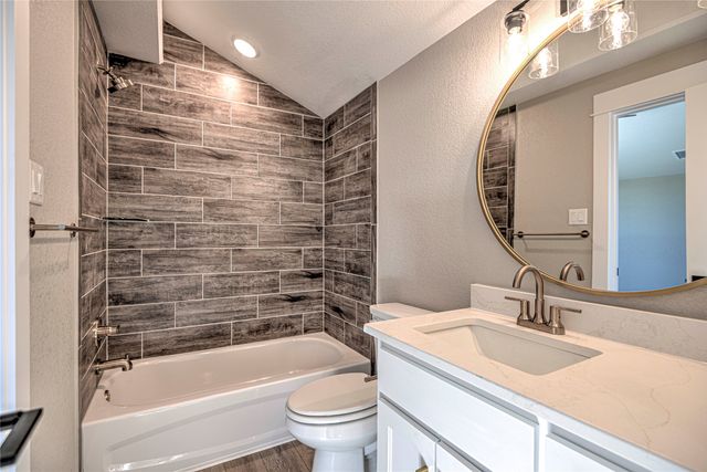 8186 S Lone Star Parkway, Moody, TX 76557