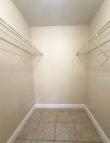 2550 N ALAFAYA TRAIL 6202, Orlando, FL 32826